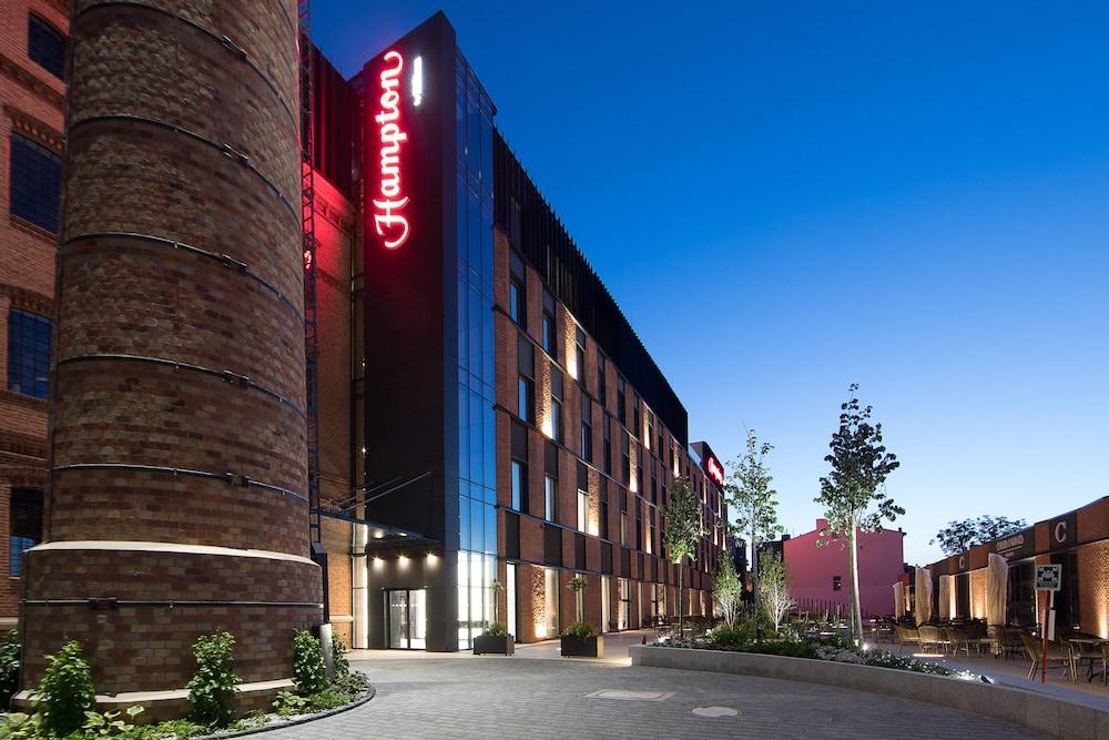 Hampton By Hilton Hotel