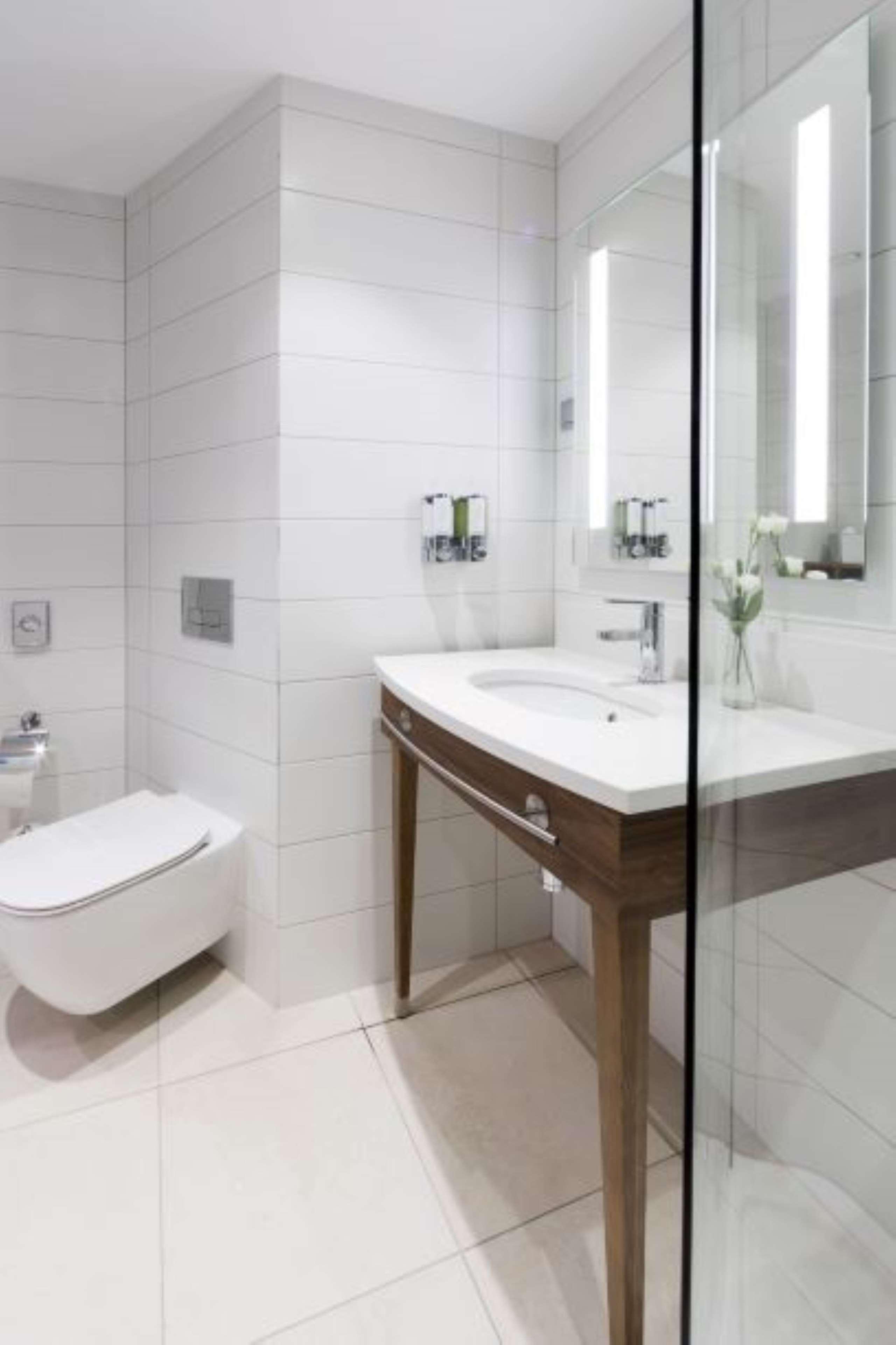 Hampton By Hilton 3*
