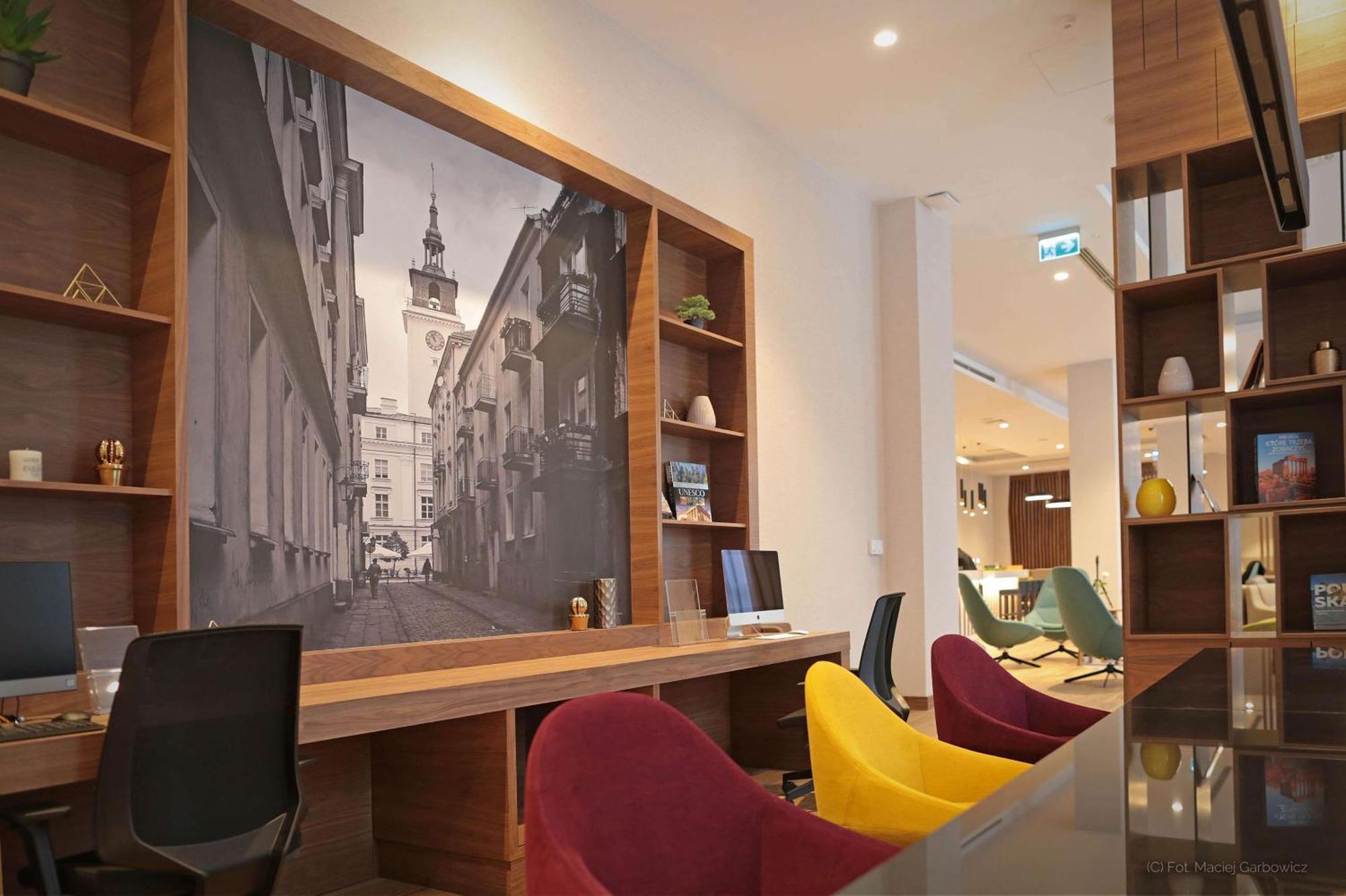 Hotel Hampton By Hilton 3*