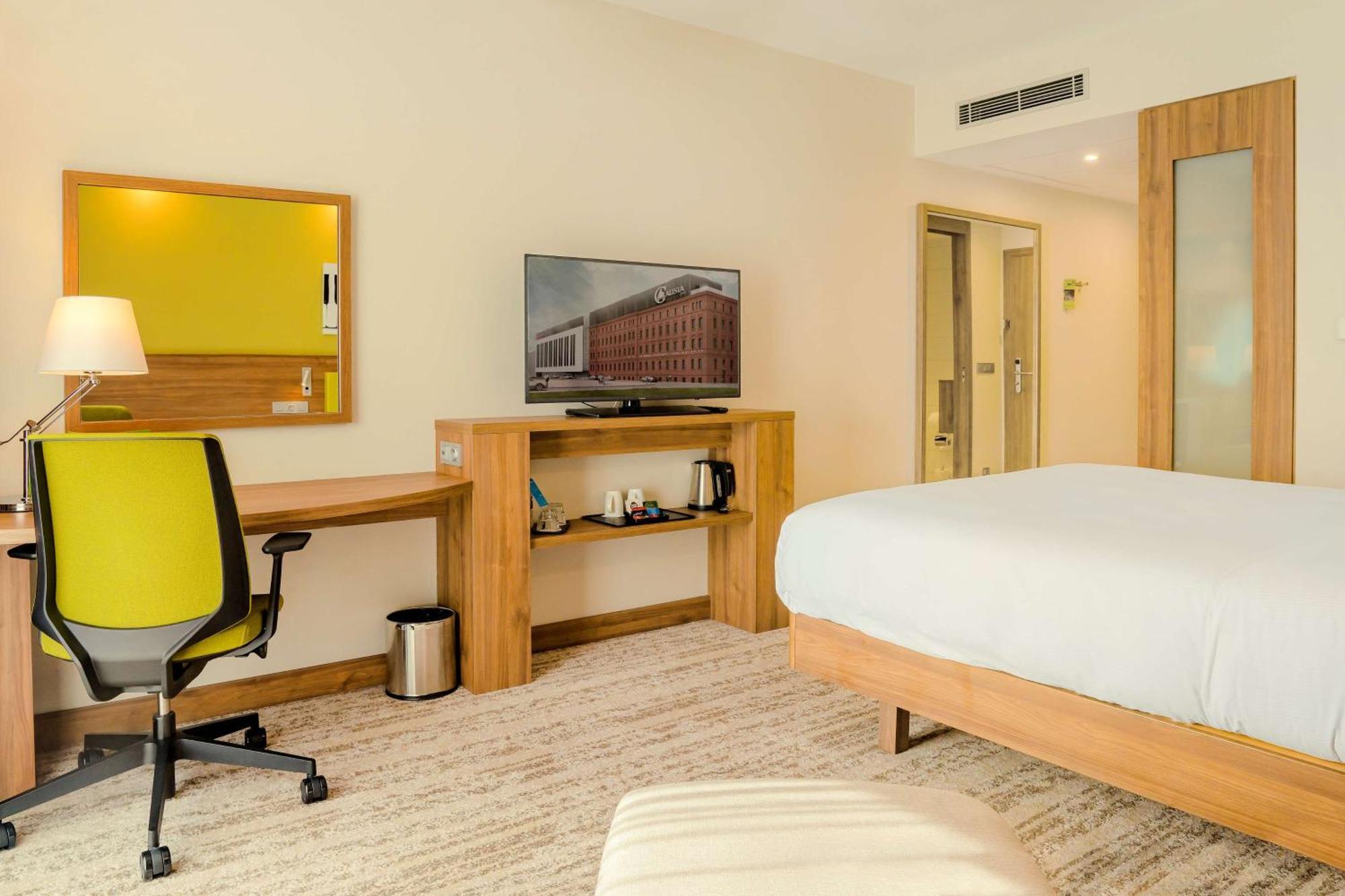 Hampton By Hilton Hotel 3*