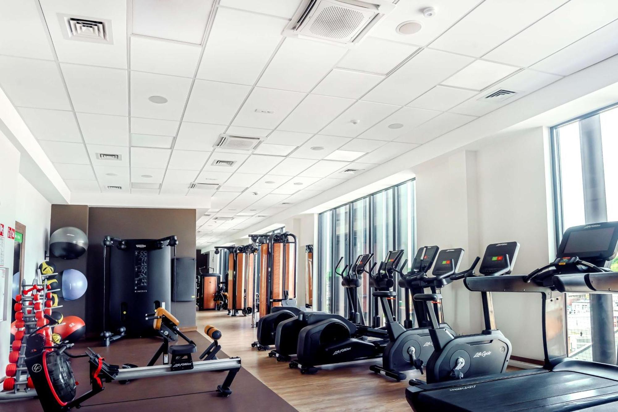 Hampton By Hilton Hotel 3*