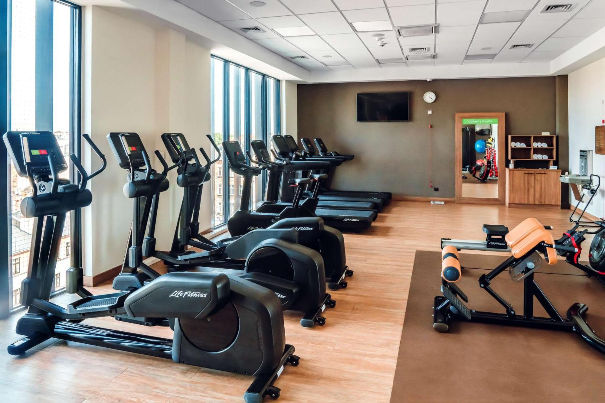 Hotel Hampton By Hilton 3*
